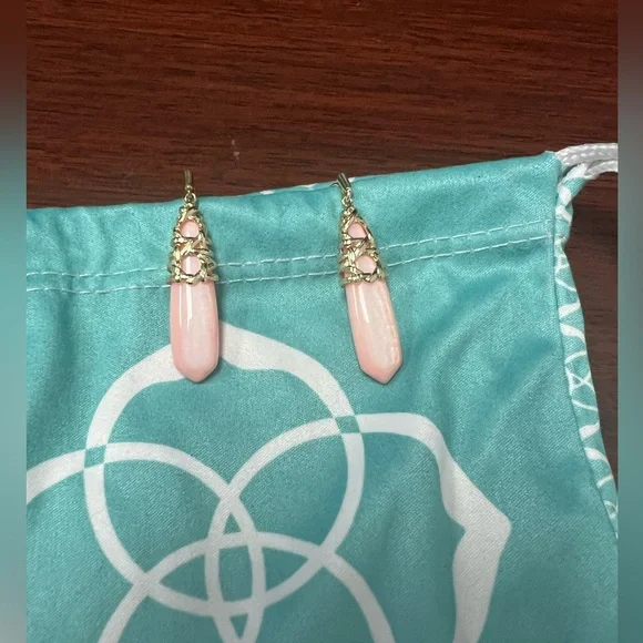 Kendra Scott Blush Pink and Gold Earrings - Picture 3 of 5